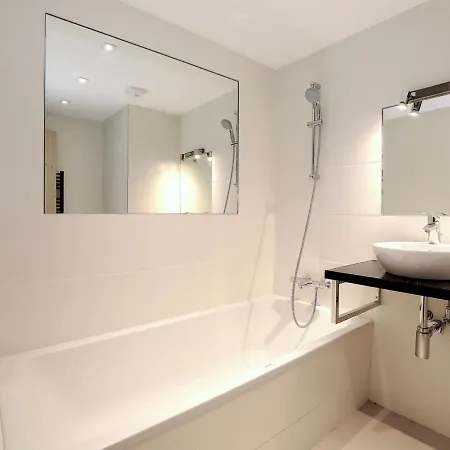 Superbe Duplex A - 3 Chambres, Parking, Wifi - Fr-1-575-107 *